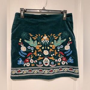 Embroidered skirt